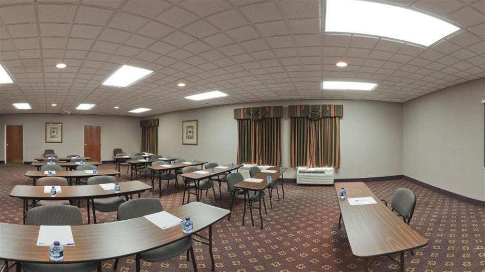 Holiday Inn Express Hotel & Suites Sanford By Ihg Buitenkant foto