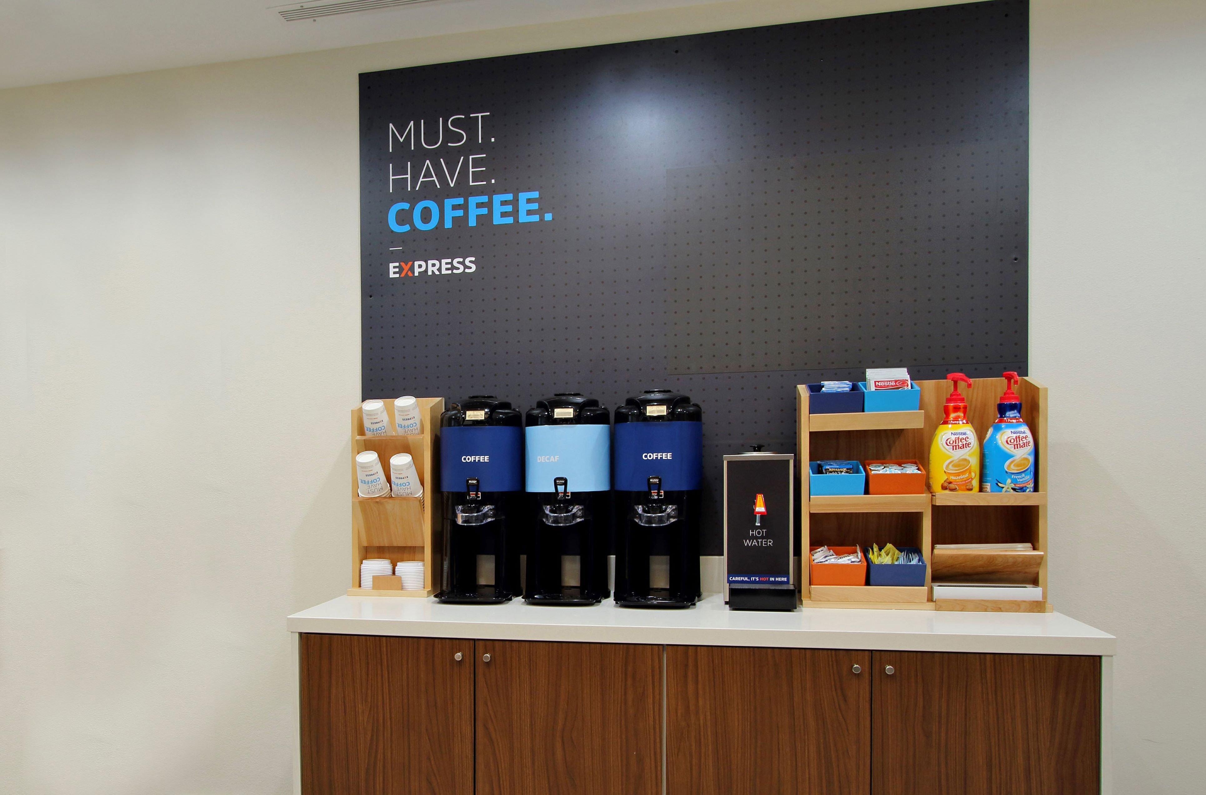 Holiday Inn Express Hotel & Suites Sanford By Ihg Buitenkant foto