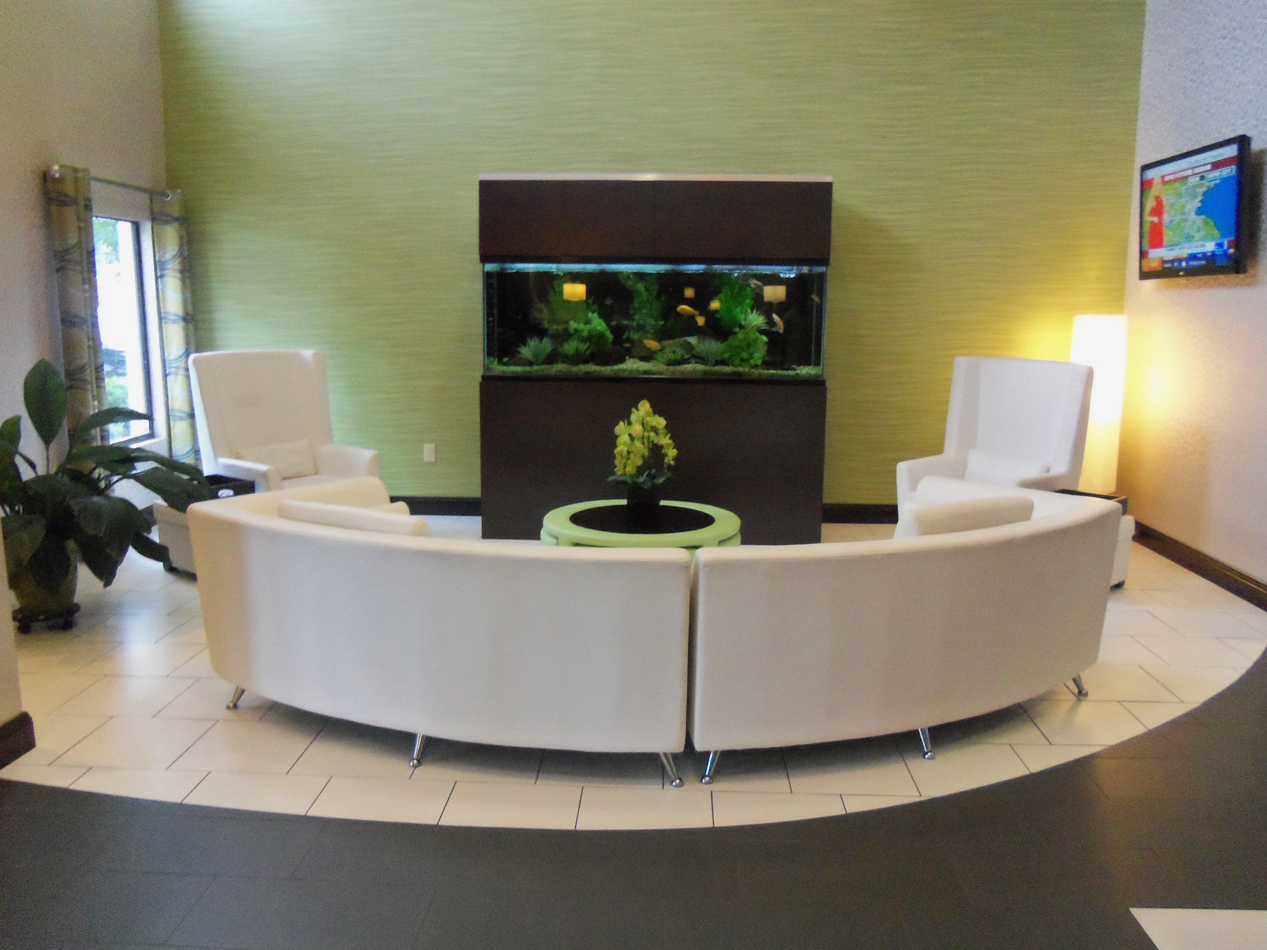 Holiday Inn Express Hotel & Suites Sanford By Ihg Buitenkant foto