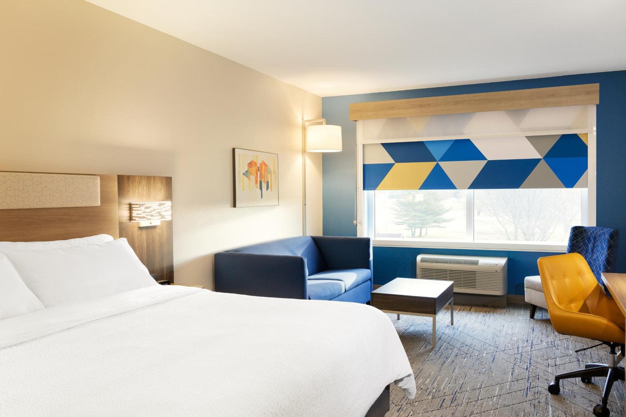 Holiday Inn Express Hotel & Suites Sanford By Ihg Buitenkant foto